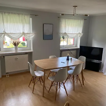 Modern Eingerichtete Mit 2 Schlafzimmern