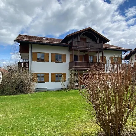 Modern Eingerichtete Mit 2 Schlafzimmern