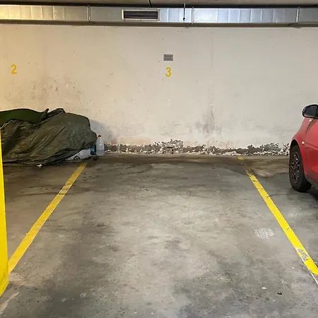 Appartement Modern Eingerichtete Mit 2 Schlafzimmern *